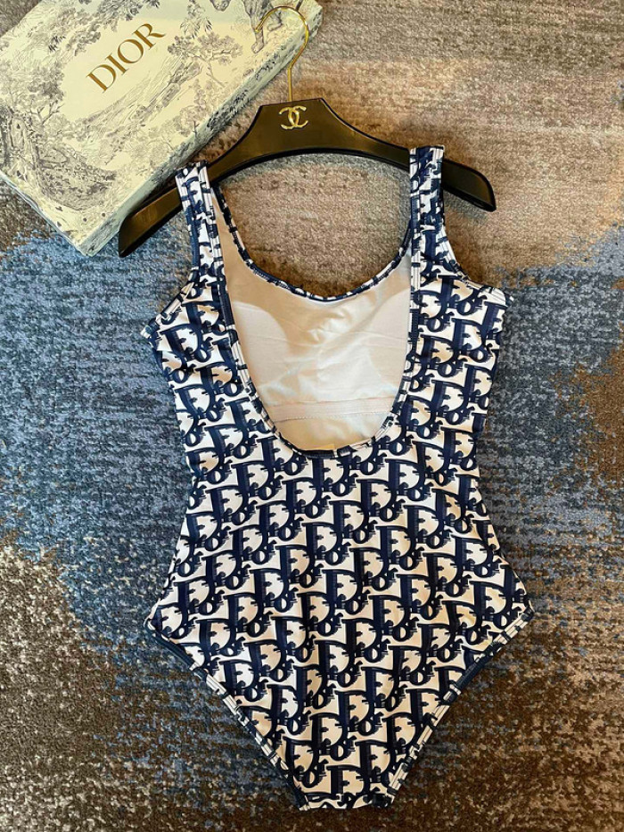 D10R swimsuit