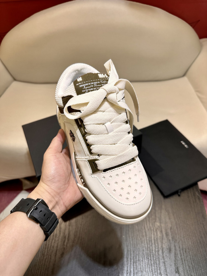 AM1R1 Skel Top Low