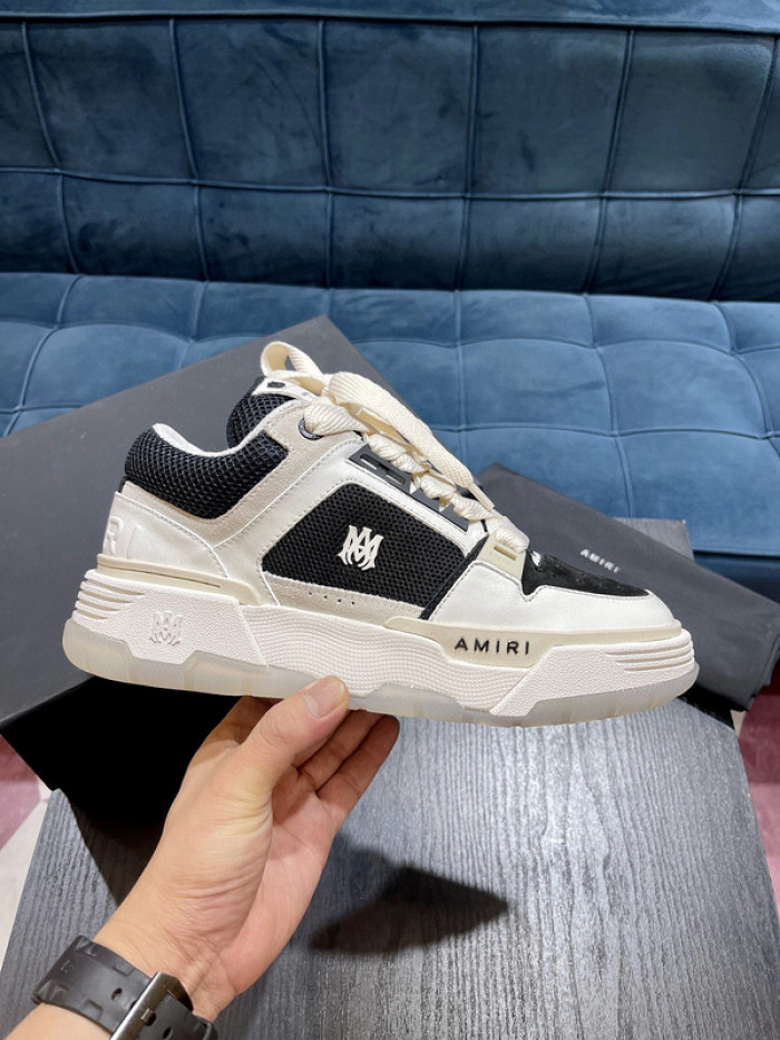 AM1R1 Skel Top Low