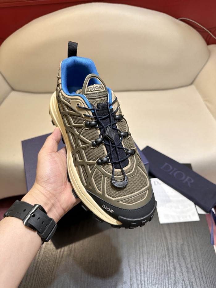 D10R B31 Runner Brown