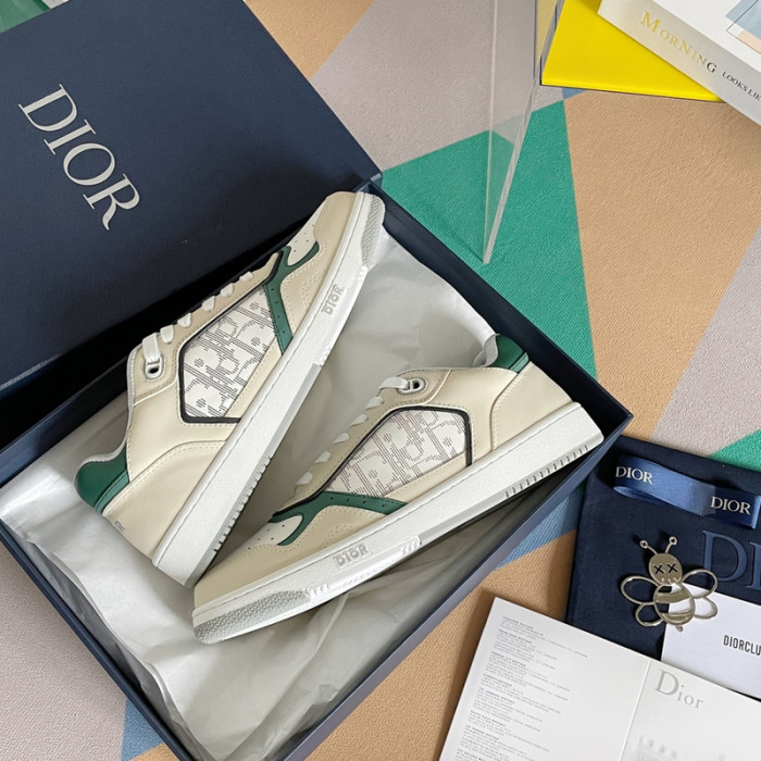D10R B27 Sneaker
