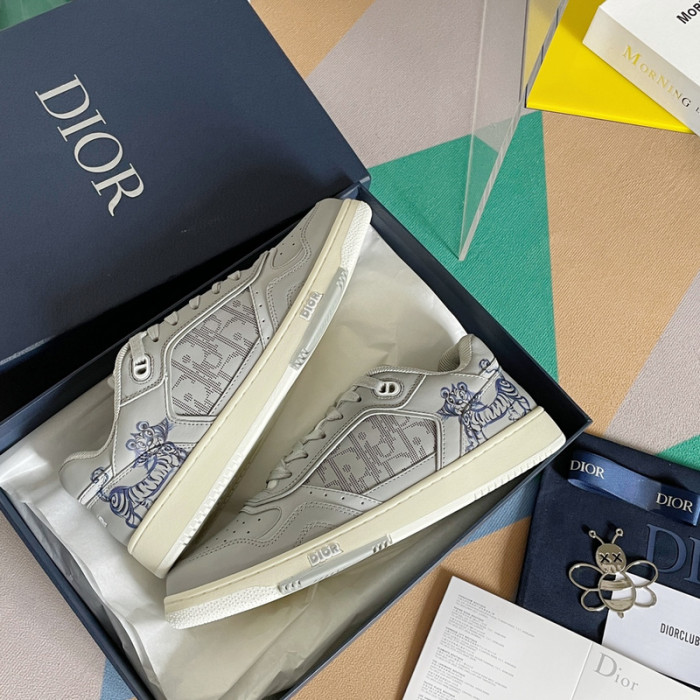 D10R B27 Sneaker