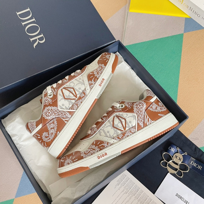 D10R B27 Sneaker