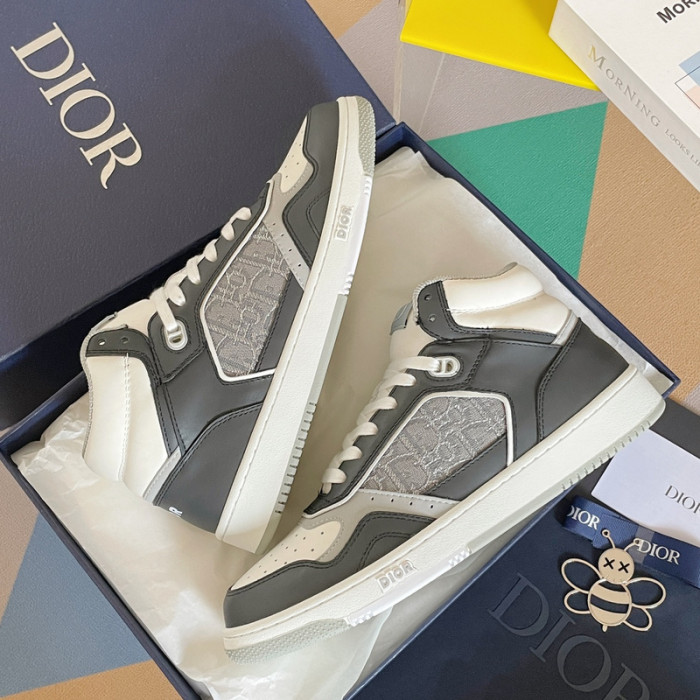 D10R B27 Sneaker