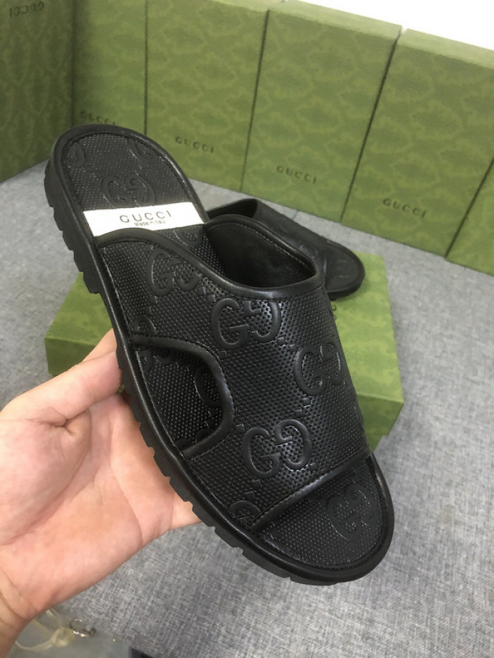 Gu66 SLIPPERS