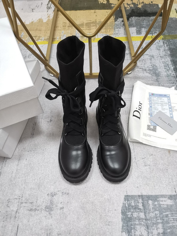 D10R Female boots