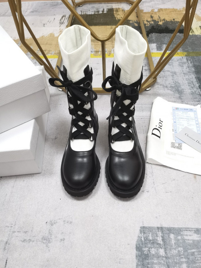 D10R Female boots
