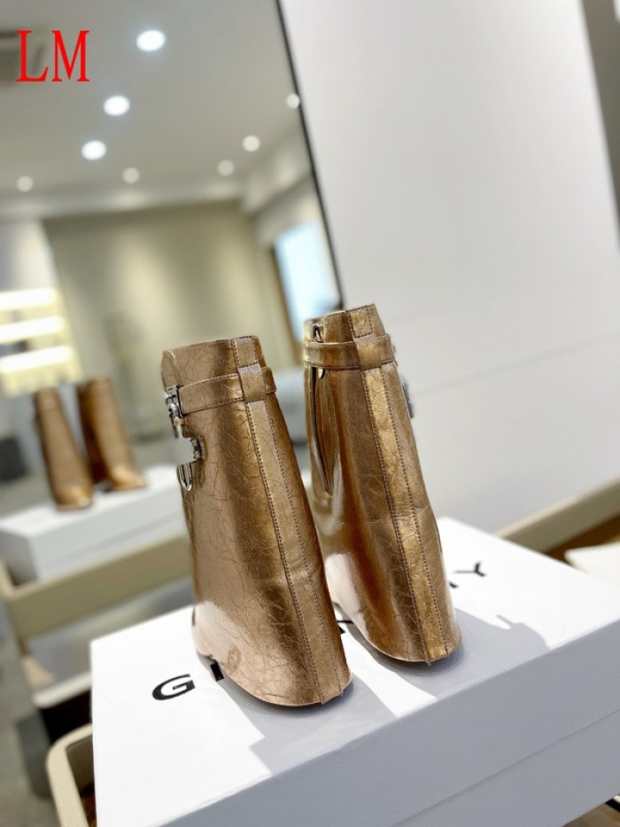 G1VENCHY BOOTS