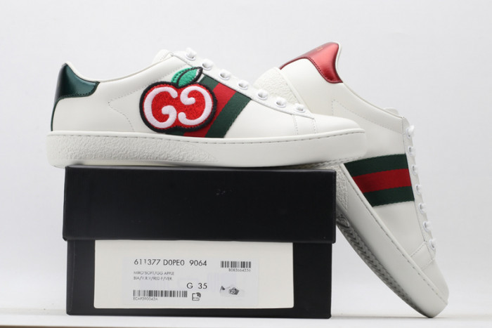 Gu66 Ace Embroidered Low-Top Sneaker
