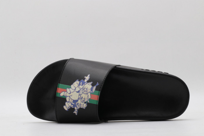 Gu66 SLIPPERS