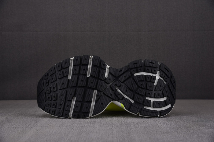 BLCG Speed Sneaker 758481 W2DG1 7090