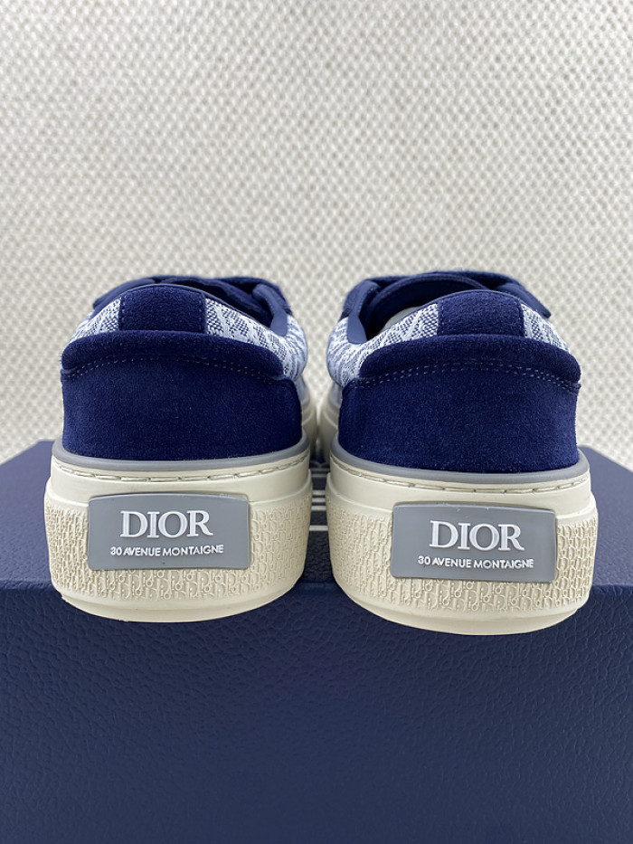 D10R B33 Sneaker