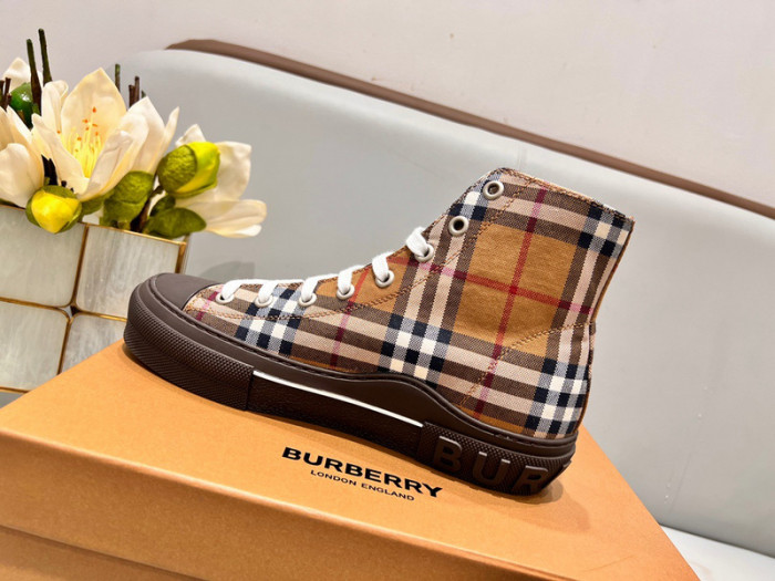 BUR SNEAKER