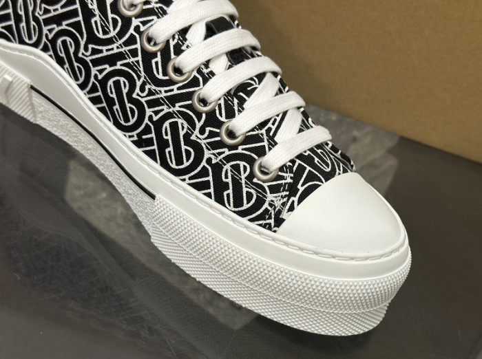 BUR SNEAKER
