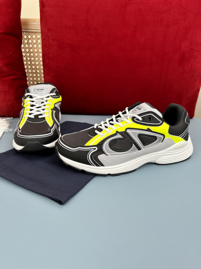 D10R B30 SNEAKER