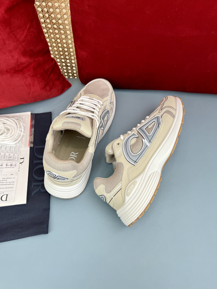 D10R B30 SNEAKER