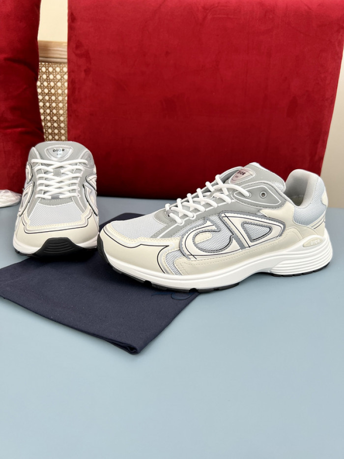 D10R B30 SNEAKER