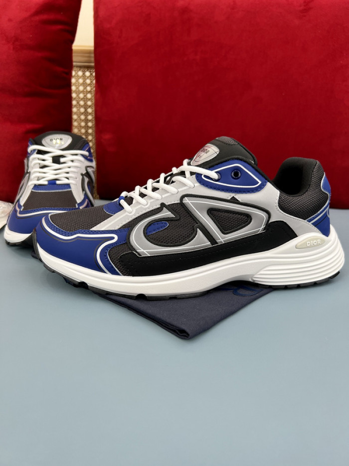 D10R B30 SNEAKER