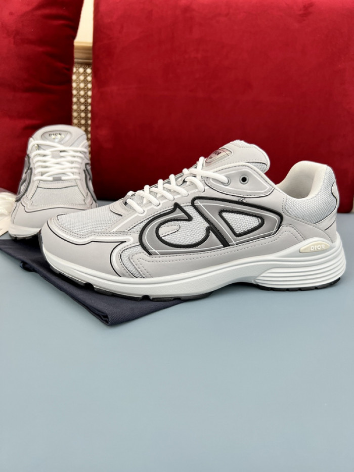 D10R B30 SNEAKER