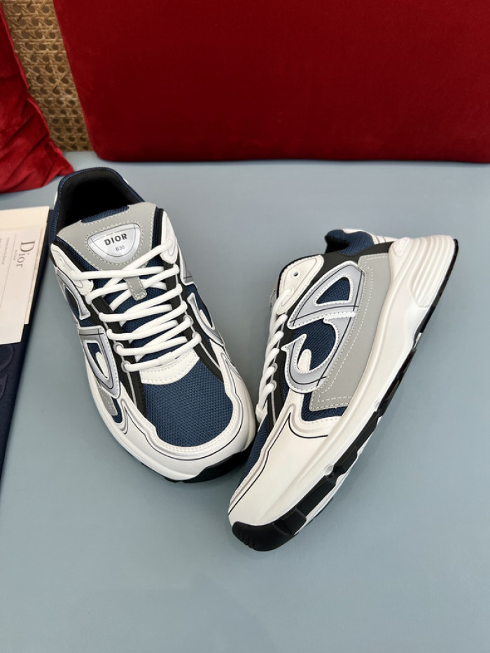 D10R B30 SNEAKER