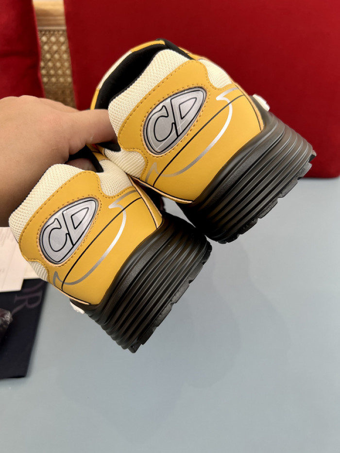 D10R B30 SNEAKER
