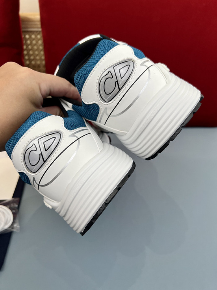 D10R B30 SNEAKER