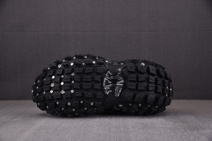 BLCG DEFENDER RUBBER PLATFORM SNEAKERS 685611 W2RAD 1081