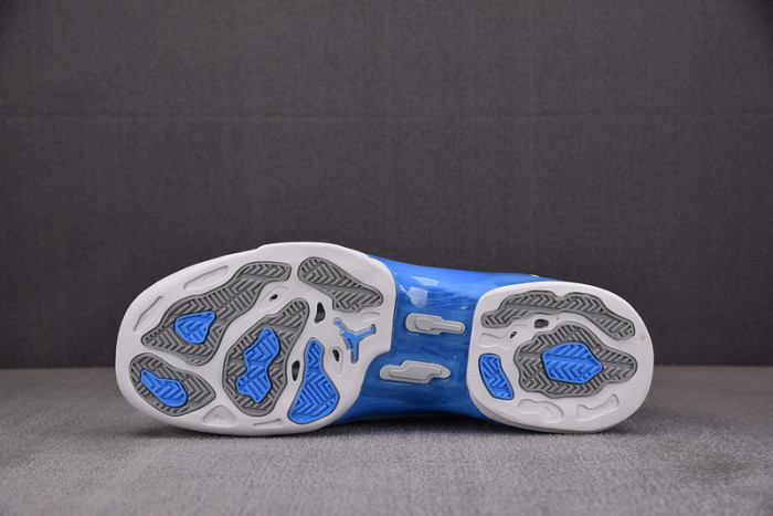 Air Jordan 17 Low "Carolina" FJ0395-101