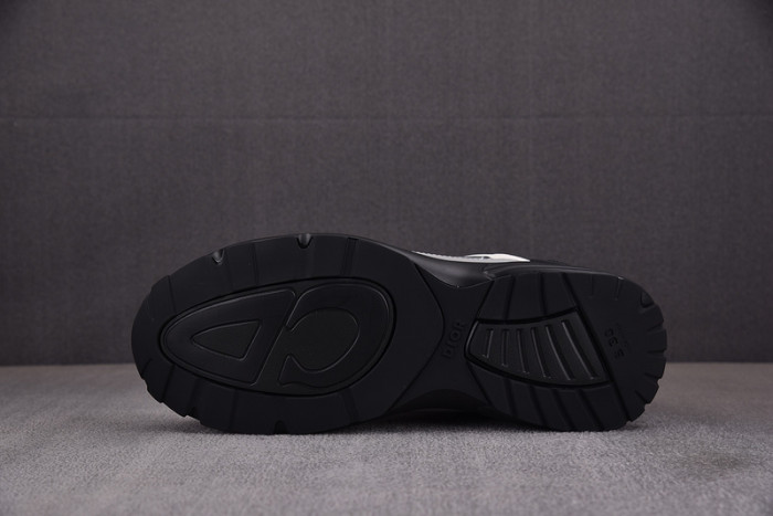 D10R B30 SNEAKER