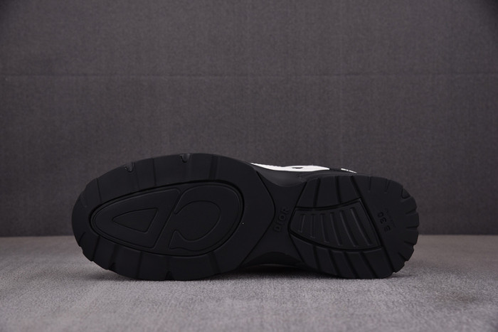 D10R B30 SNEAKER