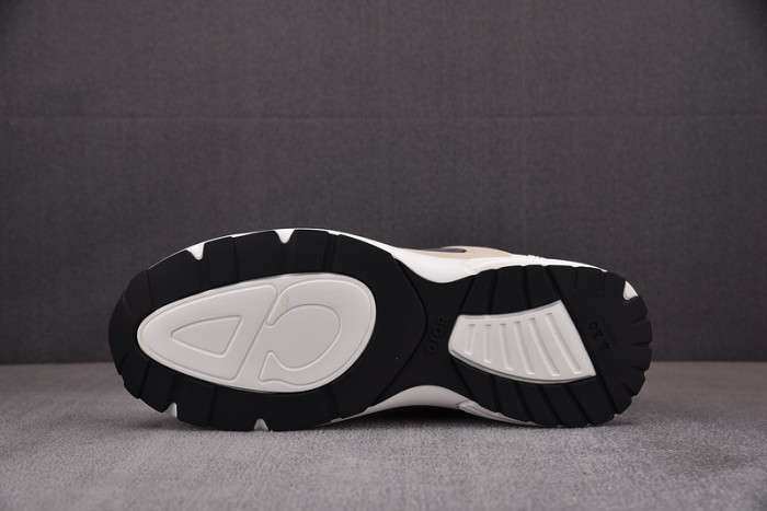 D10R B30 SNEAKER