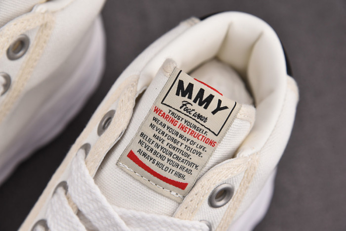 Ma1s0n MIHARA YASUHIRO SNEAKER