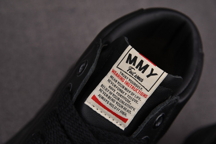 Ma1s0n MIHARA YASUHIRO SNEAKER