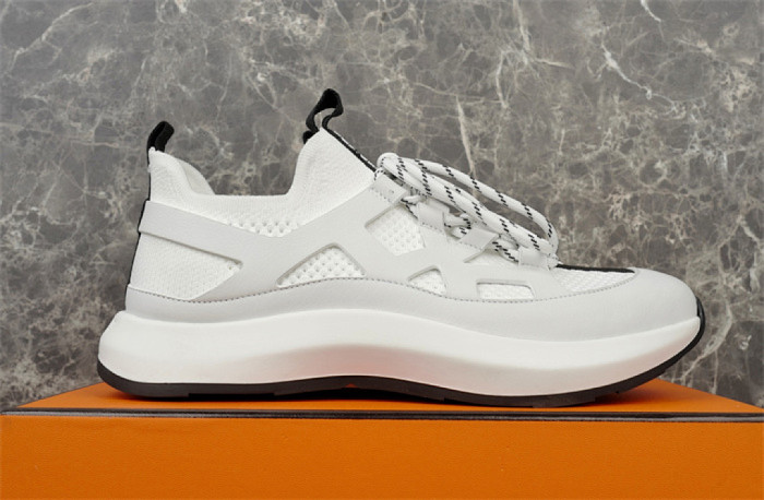H**me5 Sneaker