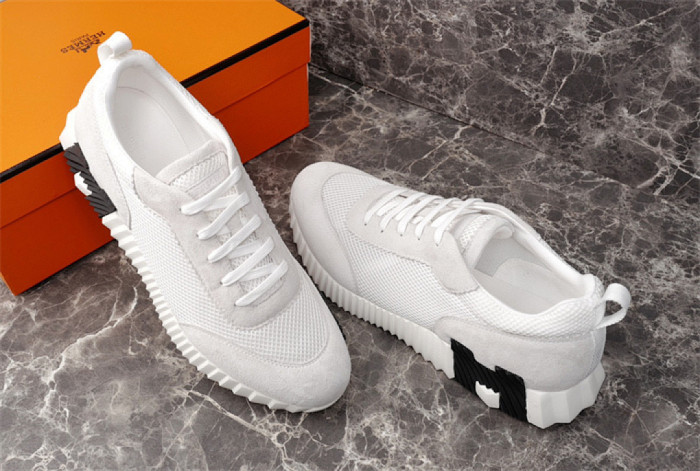 H**me5 Sneaker