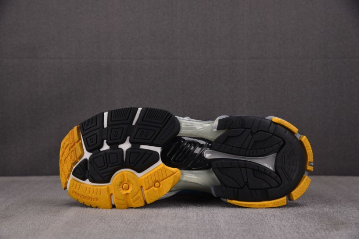 BLCG Runner Suede Sneaker 772774 W3RMU 1474