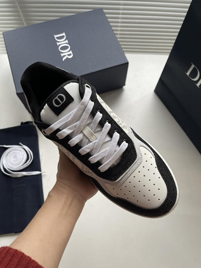 D10R B27 Sneaker