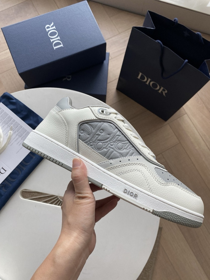 D10R B27 Sneaker