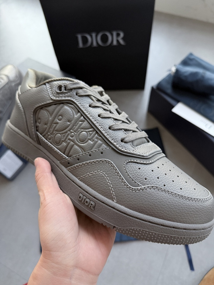 D10R B27 Sneaker