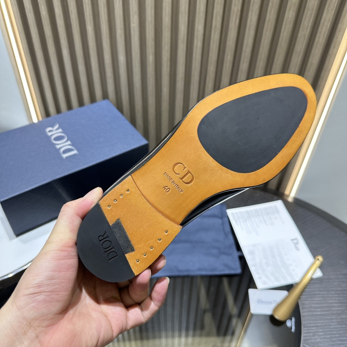 D10R SHOES
