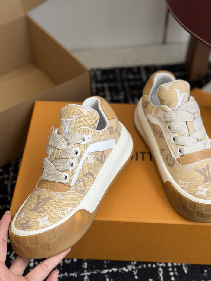 Lou1su1tt Tilted Sneaker