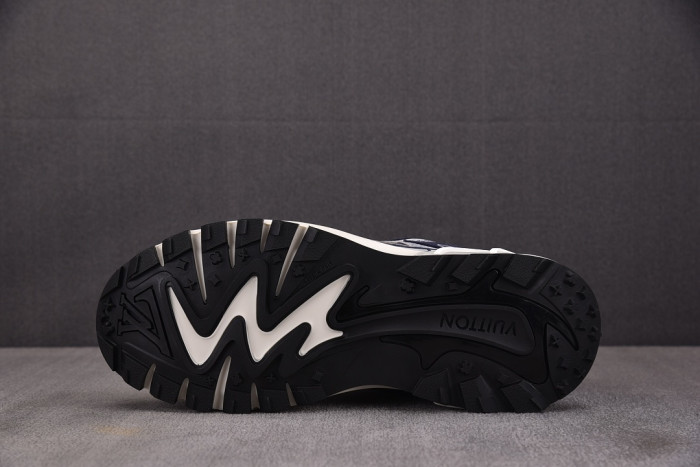 Lou1su1tt Tatic Runner Sneaker