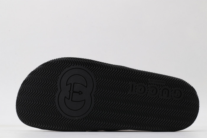 Gu66 SLIPPERS