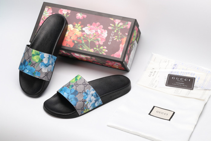 Gu66 SLIPPERS