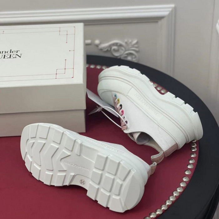 MQ Sneakers