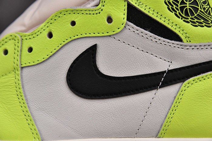 Air Jordan 1 High OG "Visionaire" 555088-702