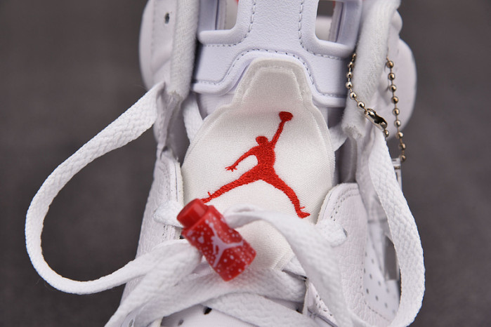 Air Jordan 6 “Red Oreo” CT8529-162