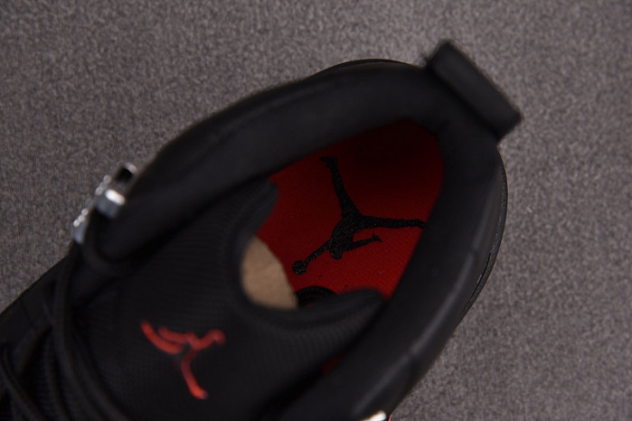 Air Jordan 12 Utility Black DC1062-006