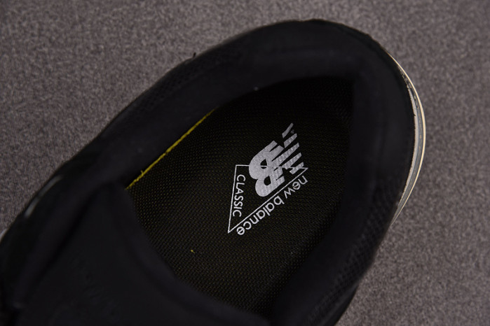 N3W BLANCE SNEAKER