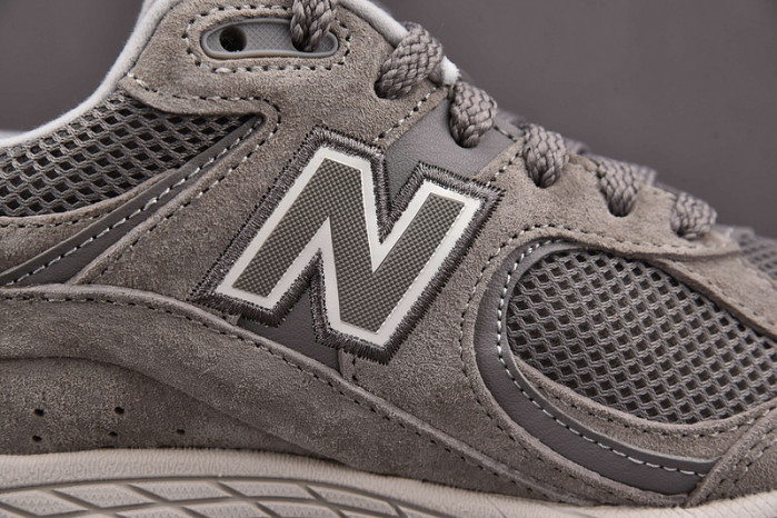 N3W BLANCE SNEAKER